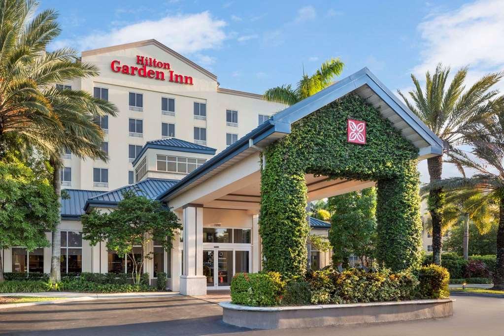 Hilton Garden Inn Miami Airport West Exterior foto